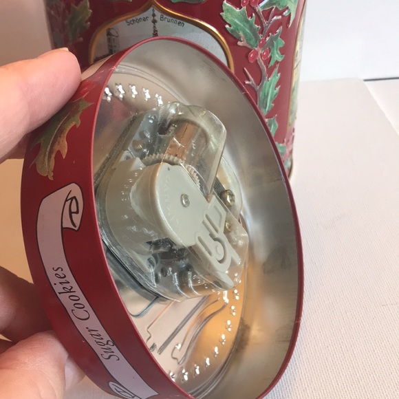 Lambertz Sugar Cookie Musical 🎵 Tin - Picture 7 of 7